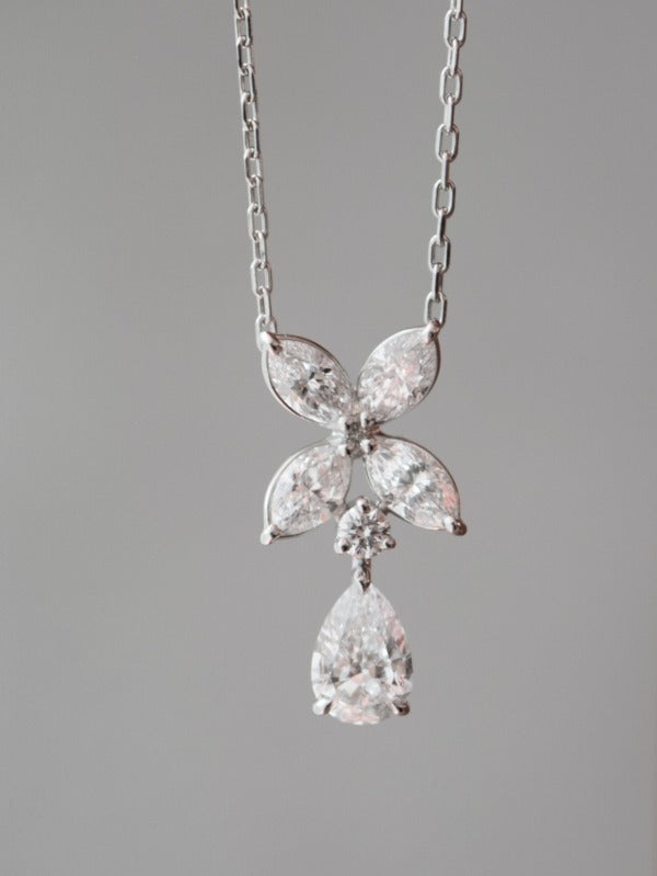 76面体の輝き ペアシェイプカット🍐 ロイヤル・アッシャー/JPARPN001