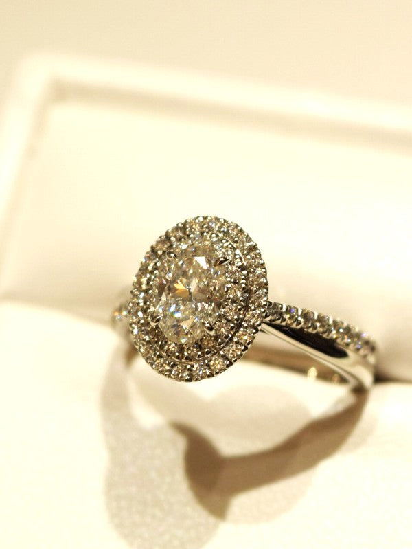 ロイヤルアッシャー シグネチャーカットコレクションより オーバルカットダイヤモンドリング/JRARV0106452828657