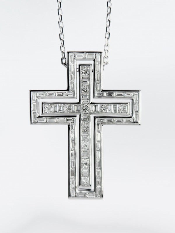 ワイルド&ゴージャスで気品あふれるネックレス|ダミアーニ ベルエポッククラウン 20055758