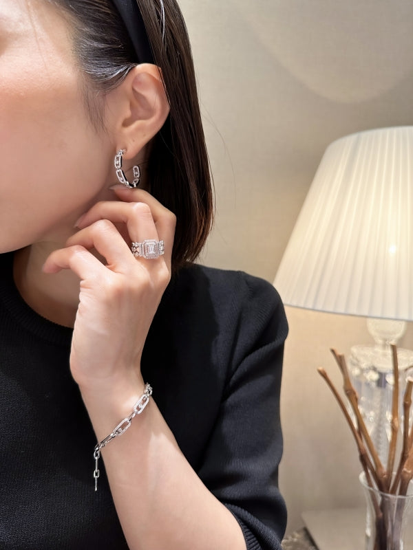 揺れ動くダイヤモンドジュエリー💎🎀12445-WG/12716-WG/12187-WG