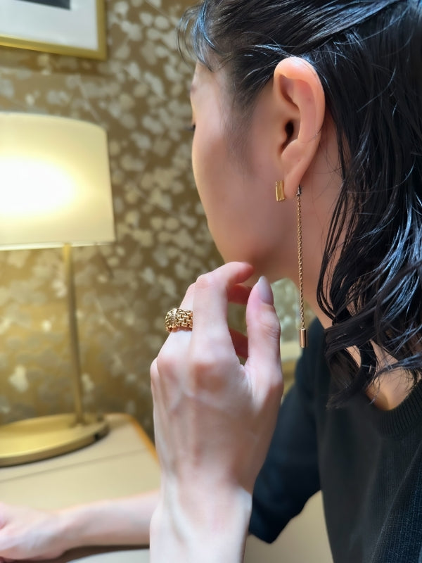身に纏いたいのは❝こなれ感❞!! FOPE アリア ピアス/OR891 BBR、エッセンシャル フレグジット リング/AN05M