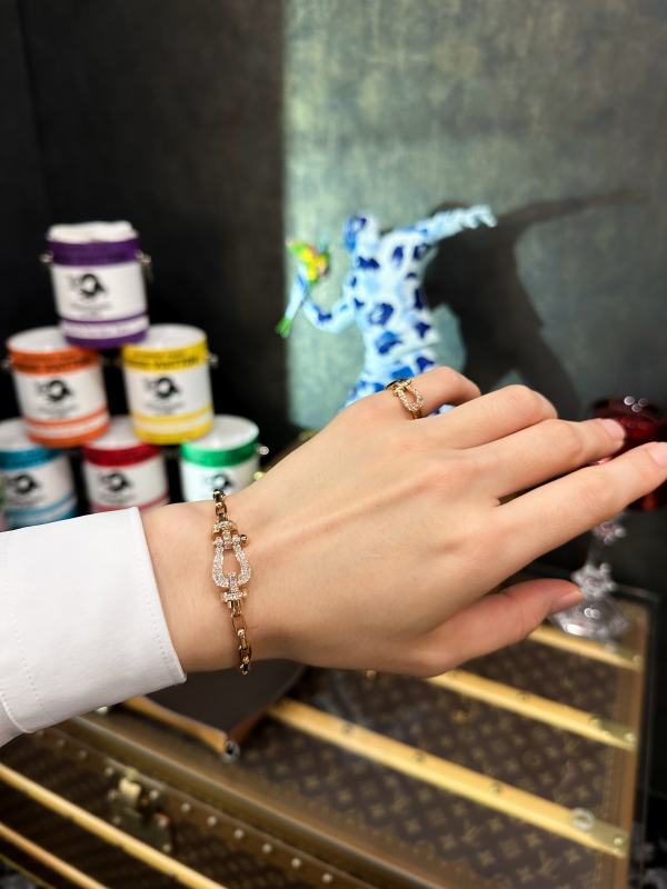 ワンランク上の重ね着け!! フレッド フォース10 ブレスレット・リング/0B0049-6B1107、4B0383