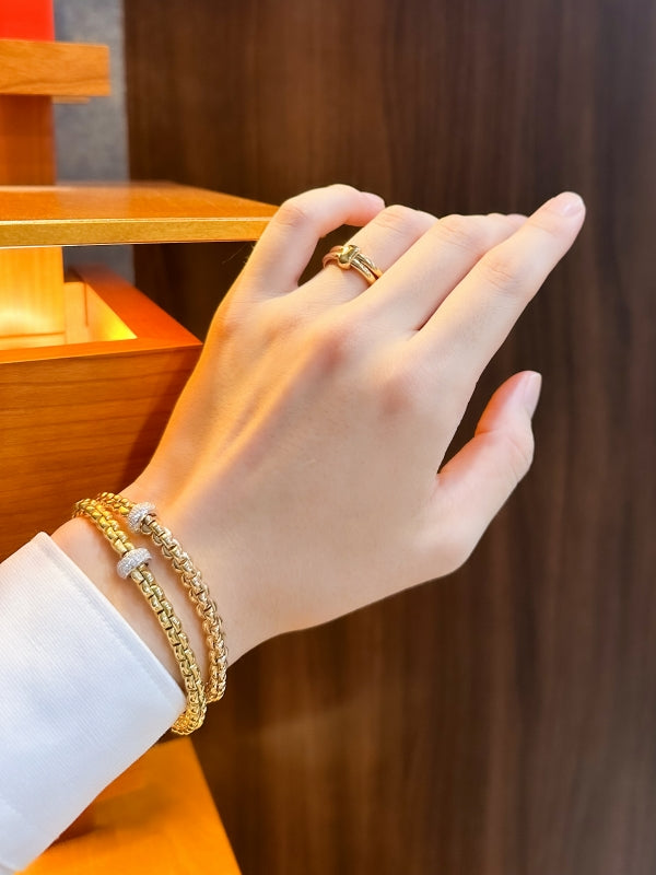 イタリアが生んだ、伝統と洗練!! フォッペ EKA FLEX'IT ブレスレット/721B PAVEM、ポメラート Pomellato Together リング/PAC4010_O7000_00000