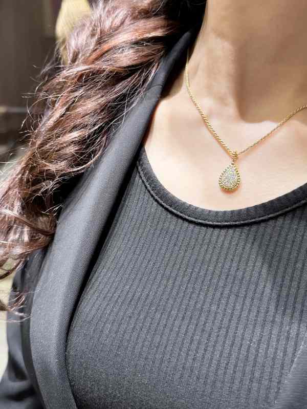 大切なプレゼントに✨自分へのご褒美に✨ ブシュロン セルパンボエム ネックレス