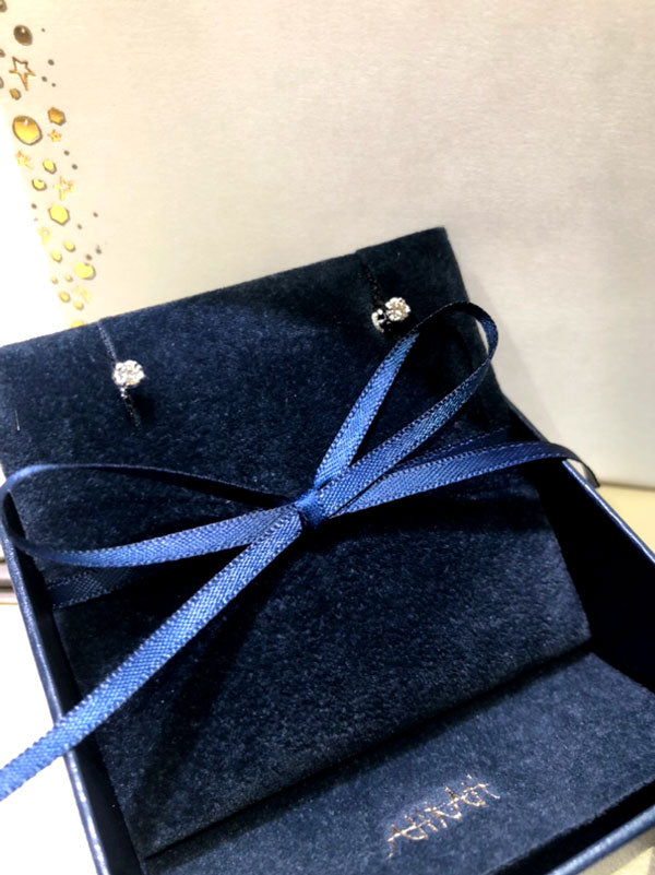S様 アーカー ティアスタッドピアス/エンブレイスダイヤモンドピアス