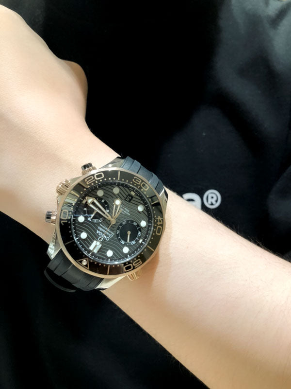 W様 オメガ シーマスター ダイバー300M お求めいただき誠にありがとうございます/210.22.44.51.01.001