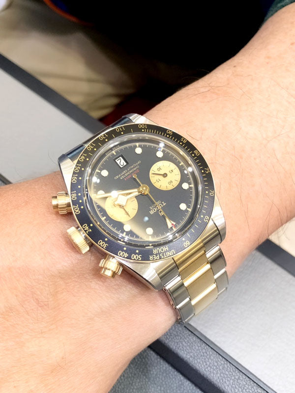 T様 チューダー BLACK BAY CHRONO S&G お求めいただき誠にありがとうございます/M79363N-0001