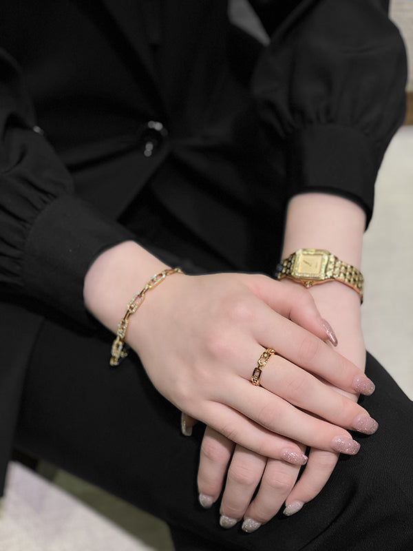 MESSIKA 洗練を重ねる《ムーヴコレクション》ゴールドジュエリー