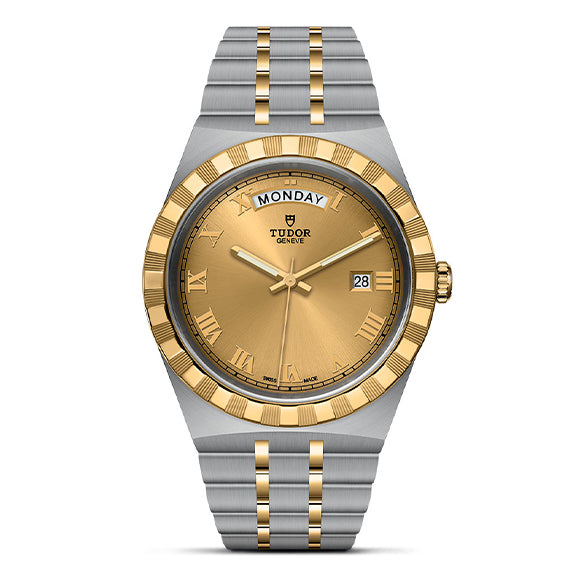 ROYAL<br><font size=1pt>ロイヤル</font>