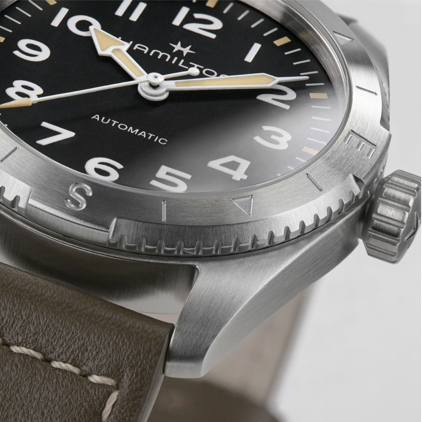 Khaki Field<br>Expedition Auto<br><font size=1pt> カーキフィールド<br>エクスペディション オート</font>