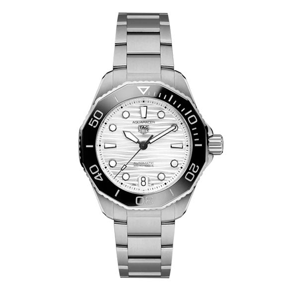 AQUARACER<br><font size=1pt>アクアレーサー</font>