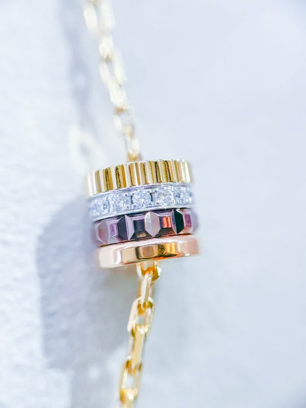 これさえあれば冬コーデも完璧❤ ブシュロン キャトルクラシック 2モチーフ ネックレス／JCL01271