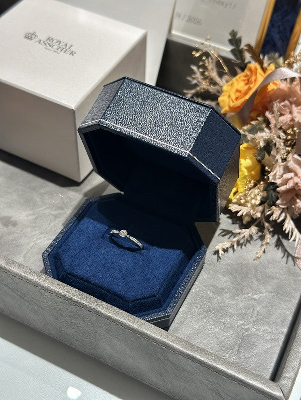M様、プロポーズ成功、誠におめでとうございます💖ロイヤルアッシャー 婚約指輪／ERA815