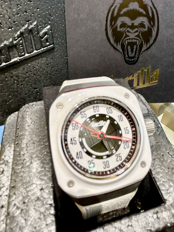 K様 ゴリラ ファストバックRSホワイト お求めいただき誠にありがとうございます／FBY2.2