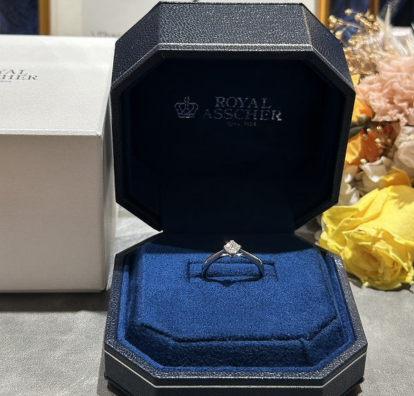 E様　ロイヤルアッシャー ご婚約指輪　お求めいただき誠にありがとうございます／ JRAAC038