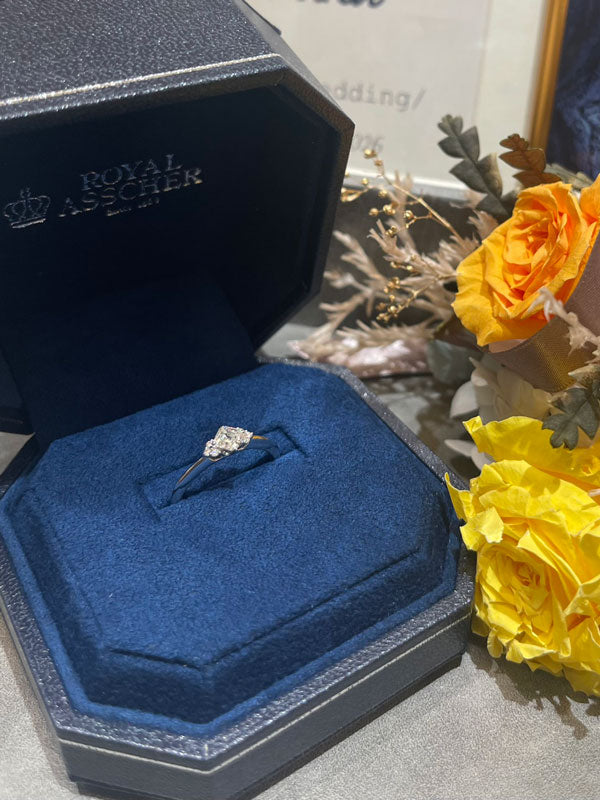 F様 ロイヤルアッシャー エンゲージリング お求めいただき誠にありがとうございます／JRAAC013