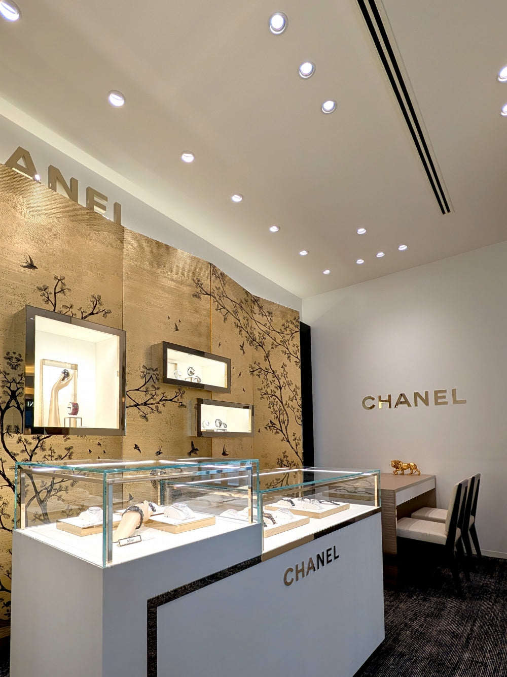 CHANEL ウォッチコーナー OPEN