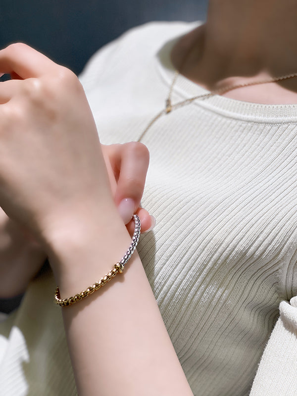 「心地よさ」という、最高の贅沢。ジュエリーがもっと自由になる／FOPE ジュエリーコレクション