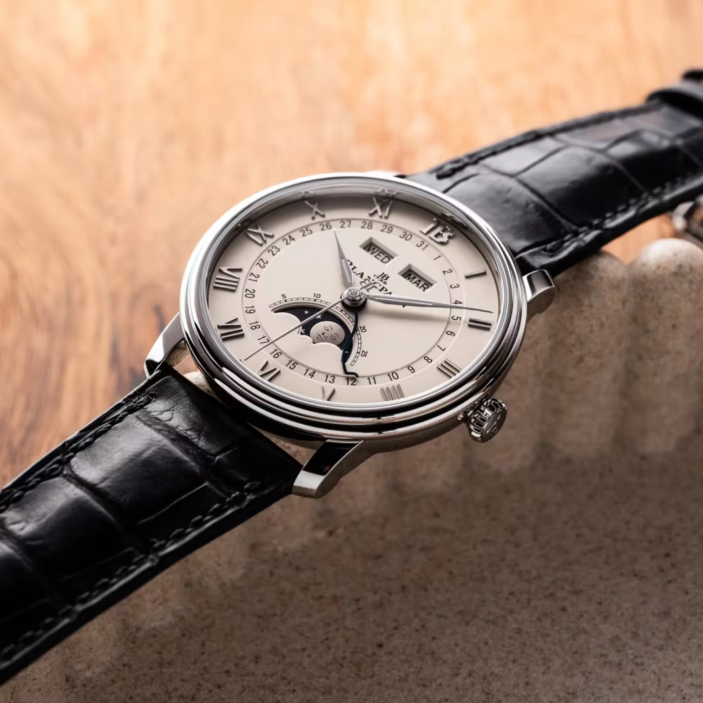 VILLERET QUANTIEME COMPLET<br><font size=1pt>ヴィルレ コンプリートカレンダー</font>