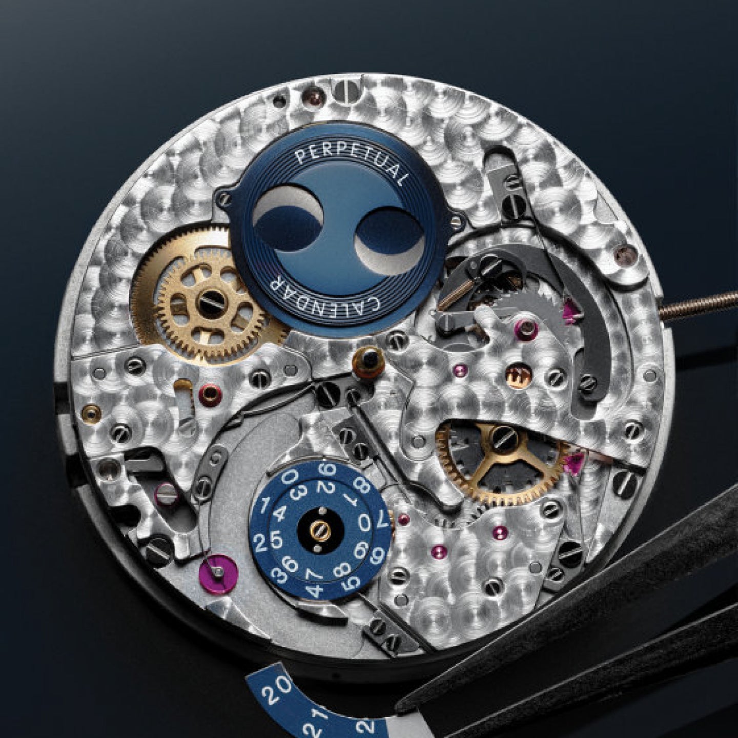 BIG PILOT’S WATCH<br>PERPETUAL CALENDAR<br><font size=1pt>ビッグ・パイロット・ウォッチ<br>パーペチュアル・カレンダー</font>