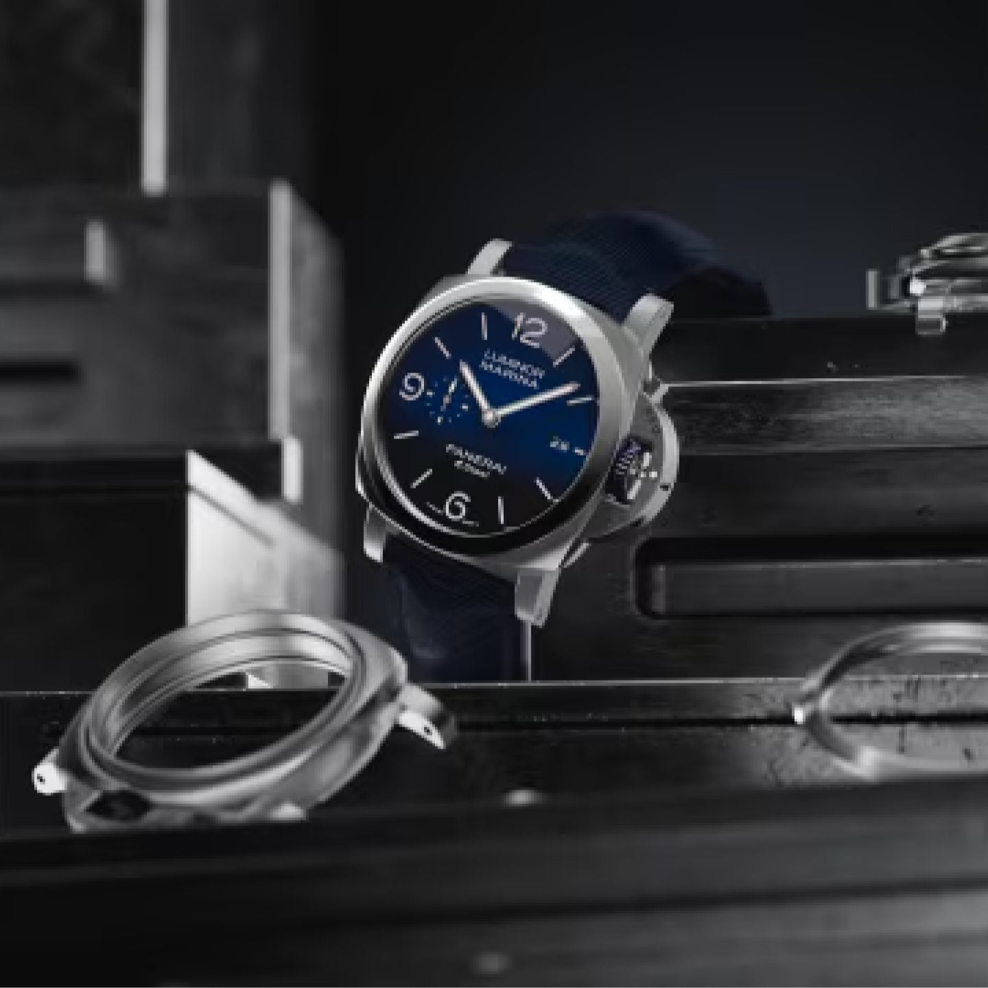 LUMINOR MARINA BLUE PROFONNDO 44mm<br><font size=1pt>ルミノール マリーナ BLUE PROFONNDO 44mm</font>