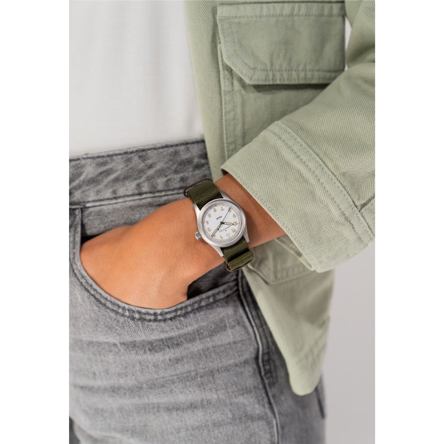 Khaki Field<br>Quartz 33mm<br><font size=1pt> カーキフィールド<br>クォーツ 33mm</font>