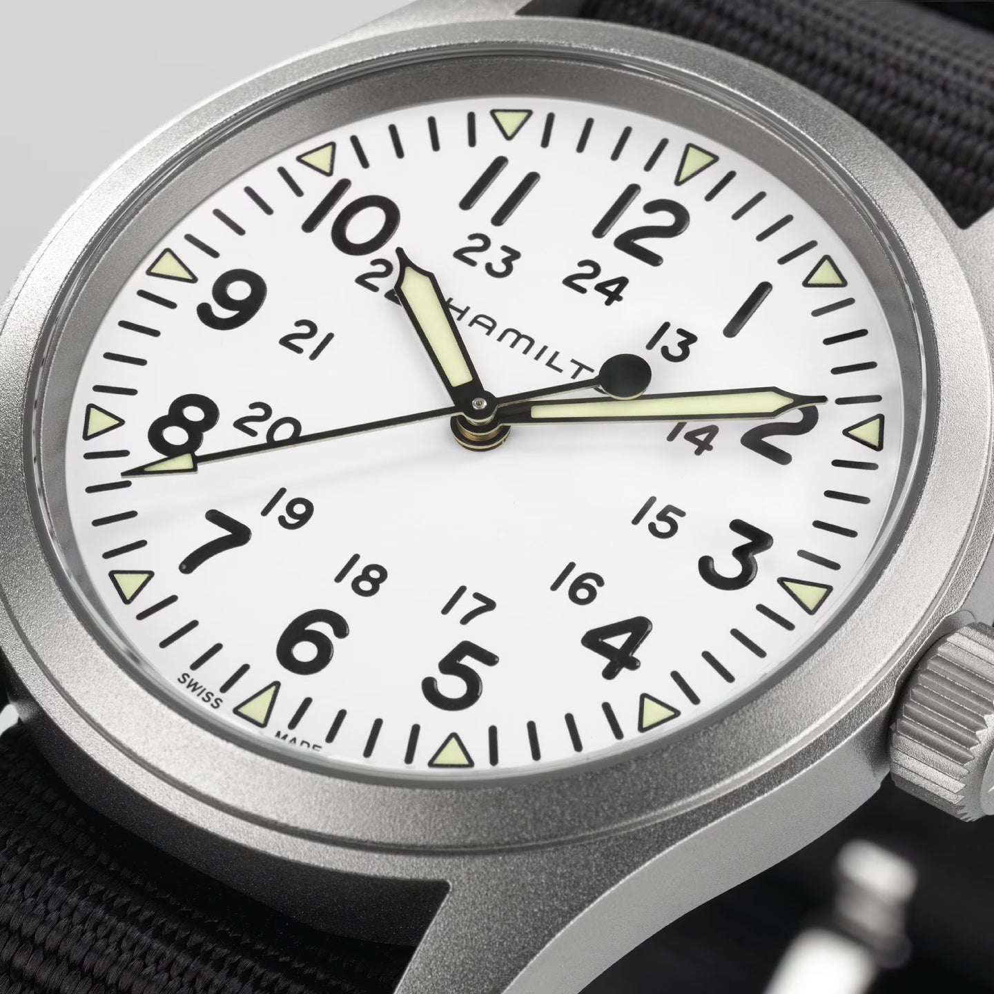 Khaki Field<br>MECHANICAL<br><font size=1pt> カーキフィールド<br>メカニカル</font>