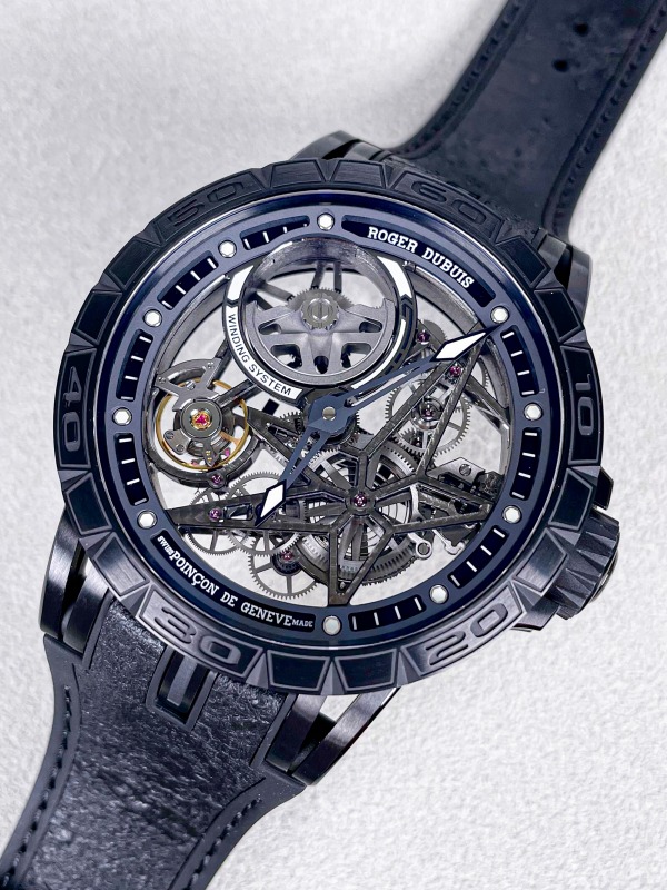 20220507_rogerdubuis_37 (6)_600