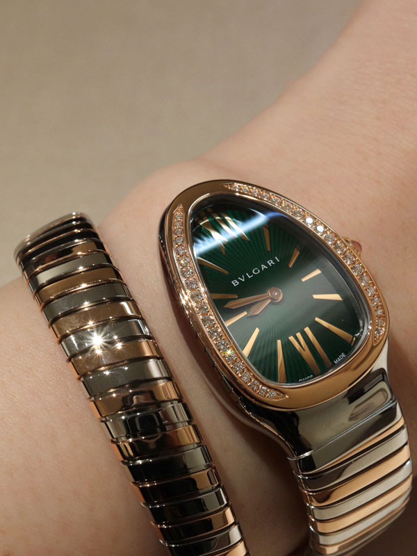2025新作】ブルガリ セルペンティ トゥボガス WATCHES AND